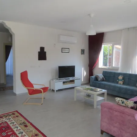 Villasleeps10-Pool-Bbq-Mountainview-Ac-Parking