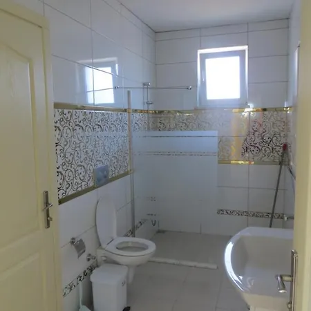 Villasleeps10-Pool-Bbq-Mountainview-Ac-Parking Villa