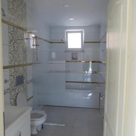 Dalyandreams Villa Sleeps12-Pool-Wifi-Ac-Parking Vila *
