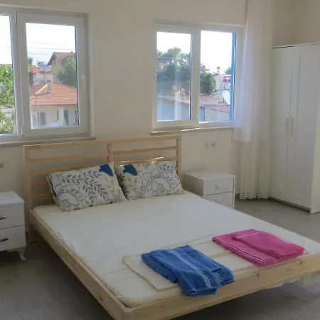 Dalyandreams Villa Sleeps12-Pool-Wifi-Ac-Parking *