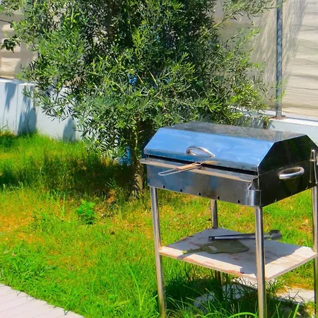 Villasleeps10-Pool-Bbq-Mountainview-Ac-Parking Villa